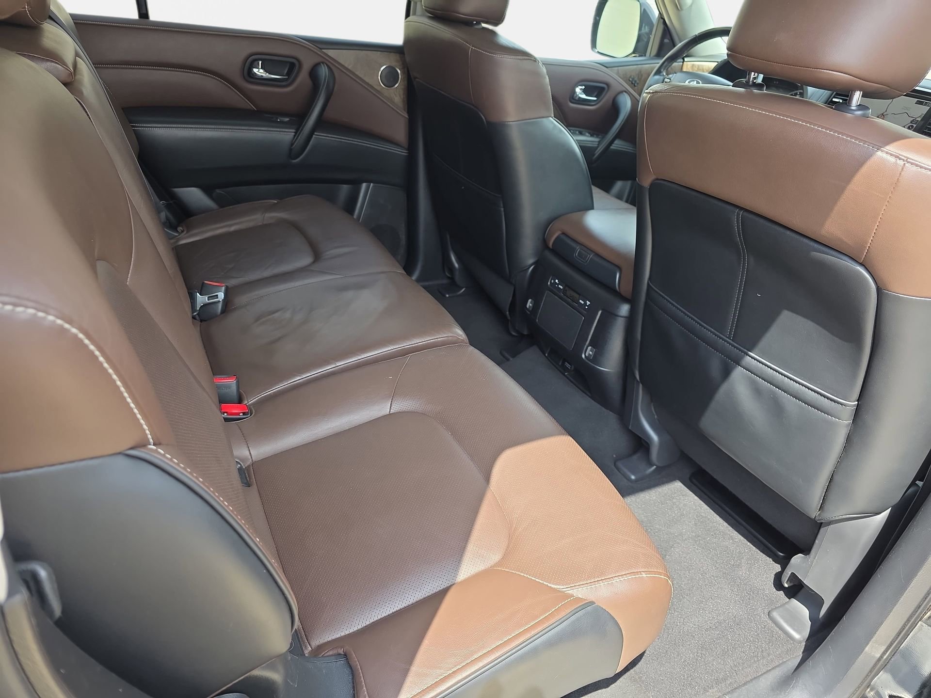 Used 2021 INFINITI QX80 Premium Select w/ All-Season Package image 11