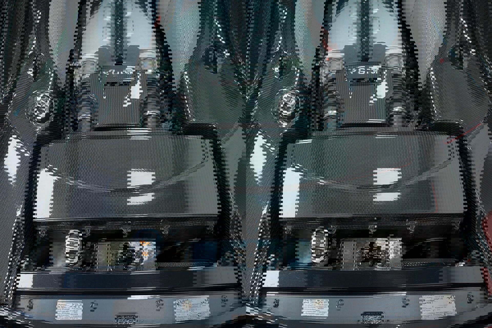 Used 2011 Audi R8 V10 image 28