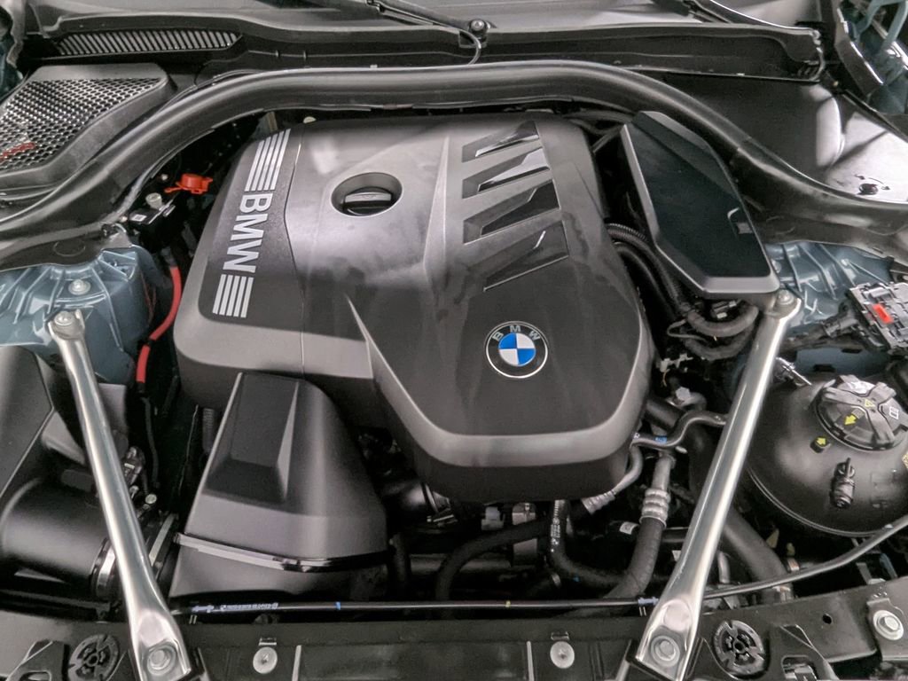 Used 2025 BMW 530i xDrive w/ Premium Package image 48