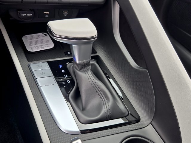 New 2026 Hyundai Elantra SEL Sport FWD image 11