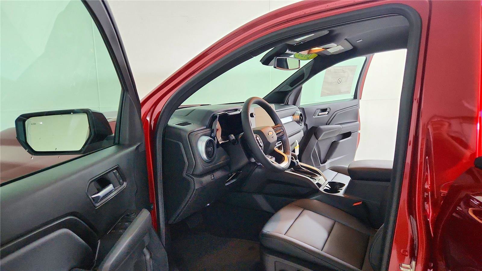 Used 2026 Chevrolet Colorado LT w/ LT Convenience Package image 15