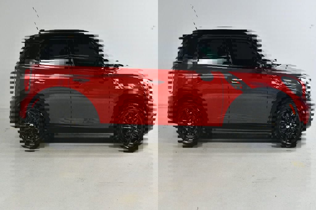 Used 2013 MINI Cooper Countryman S image 3