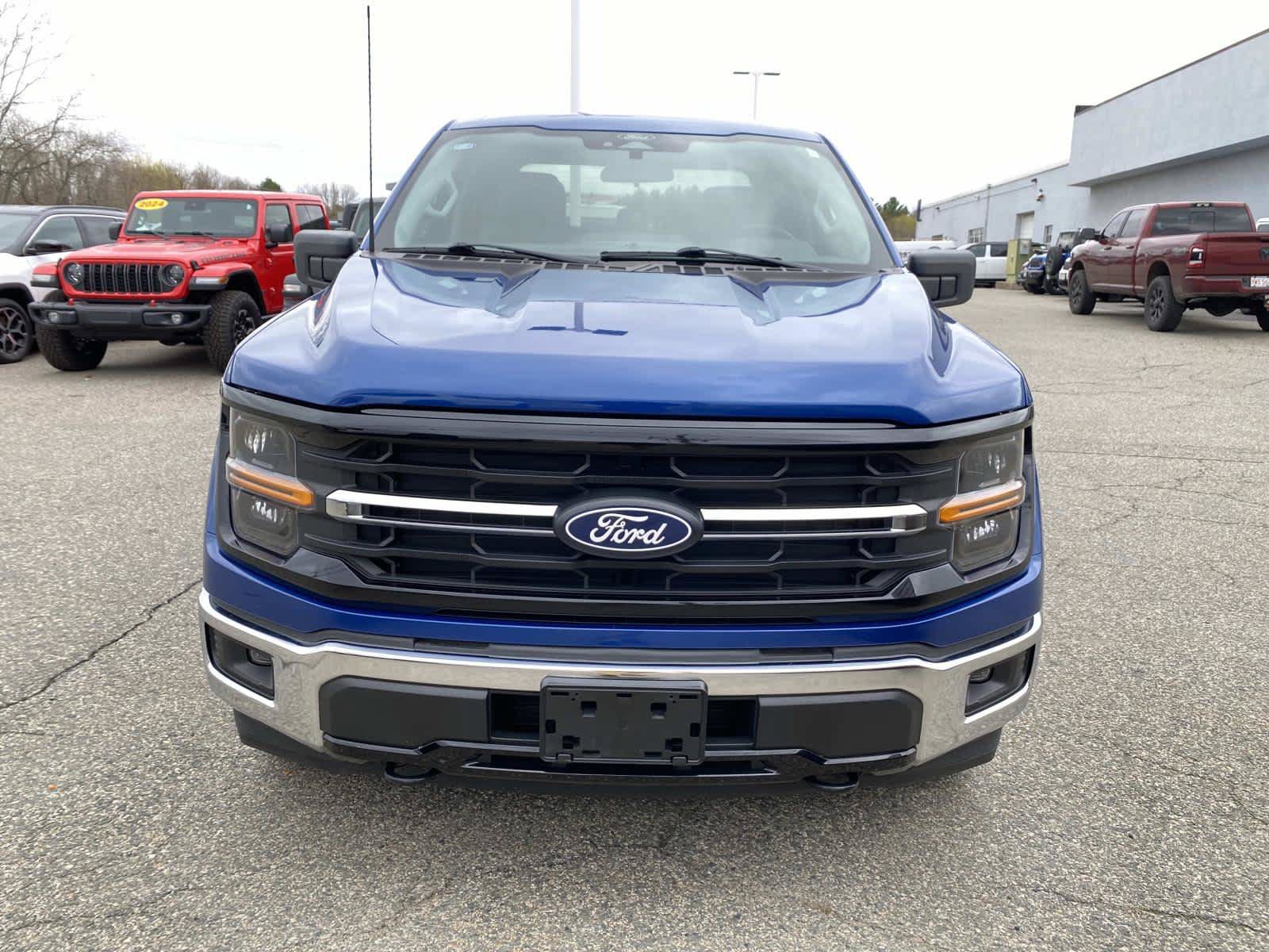 Used 2025 Ford F150 XLT w/ Equipment Group 301A Standard AWD/4WD image 11