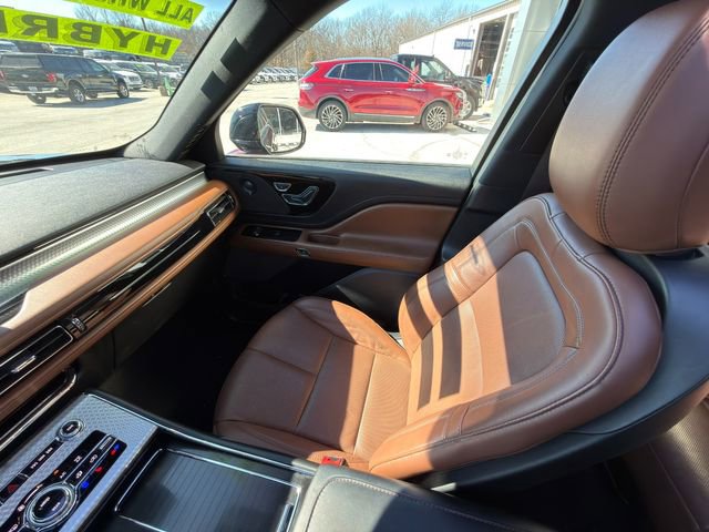 Used 2023 Lincoln Aviator Grand Touring w/ Equipment Group 301A image 27
