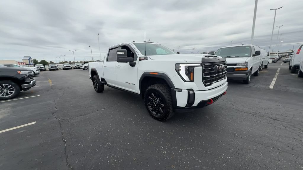 Used 2024 GMC Sierra 2500 AT4 w/ AT4 Premium Plus Package AWD/4WD image 2