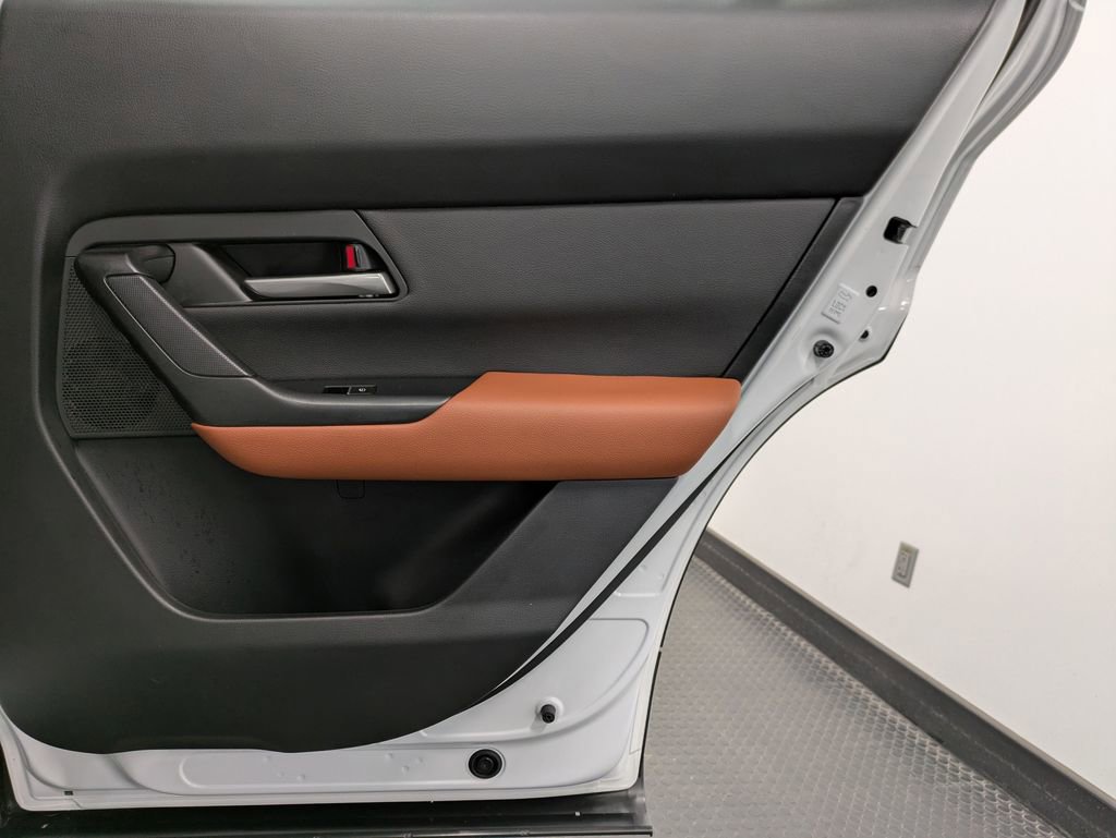 Used 2024 MAZDA CX-50 AWD 2.5 Turbo w/ Cargo Package image 27