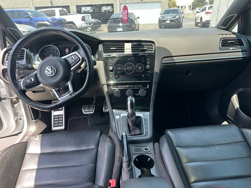 Used 2019 Volkswagen GTI SE FWD image 9