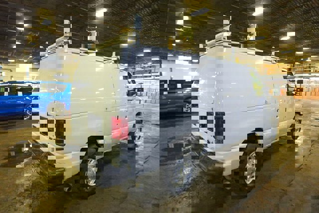 Used 2009 Ford E-350 and Econoline 350 Super Duty image 5