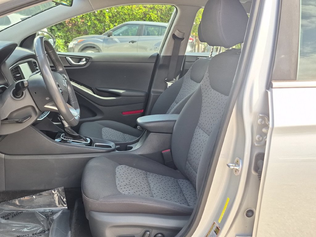 Used 2017 Hyundai Ioniq SEL FWD image 15