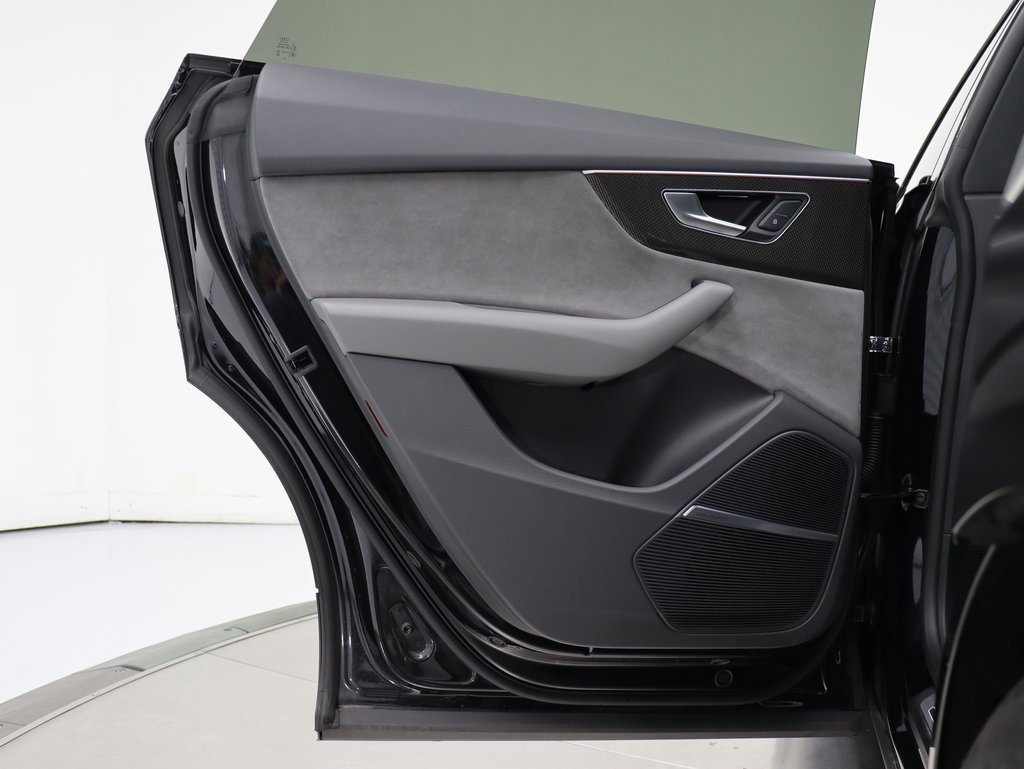 Used 2020 Audi SQ8 Premium Plus image 42