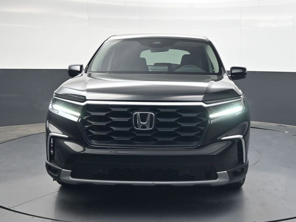 Certified 2025 Honda Pilot EX-L image 9