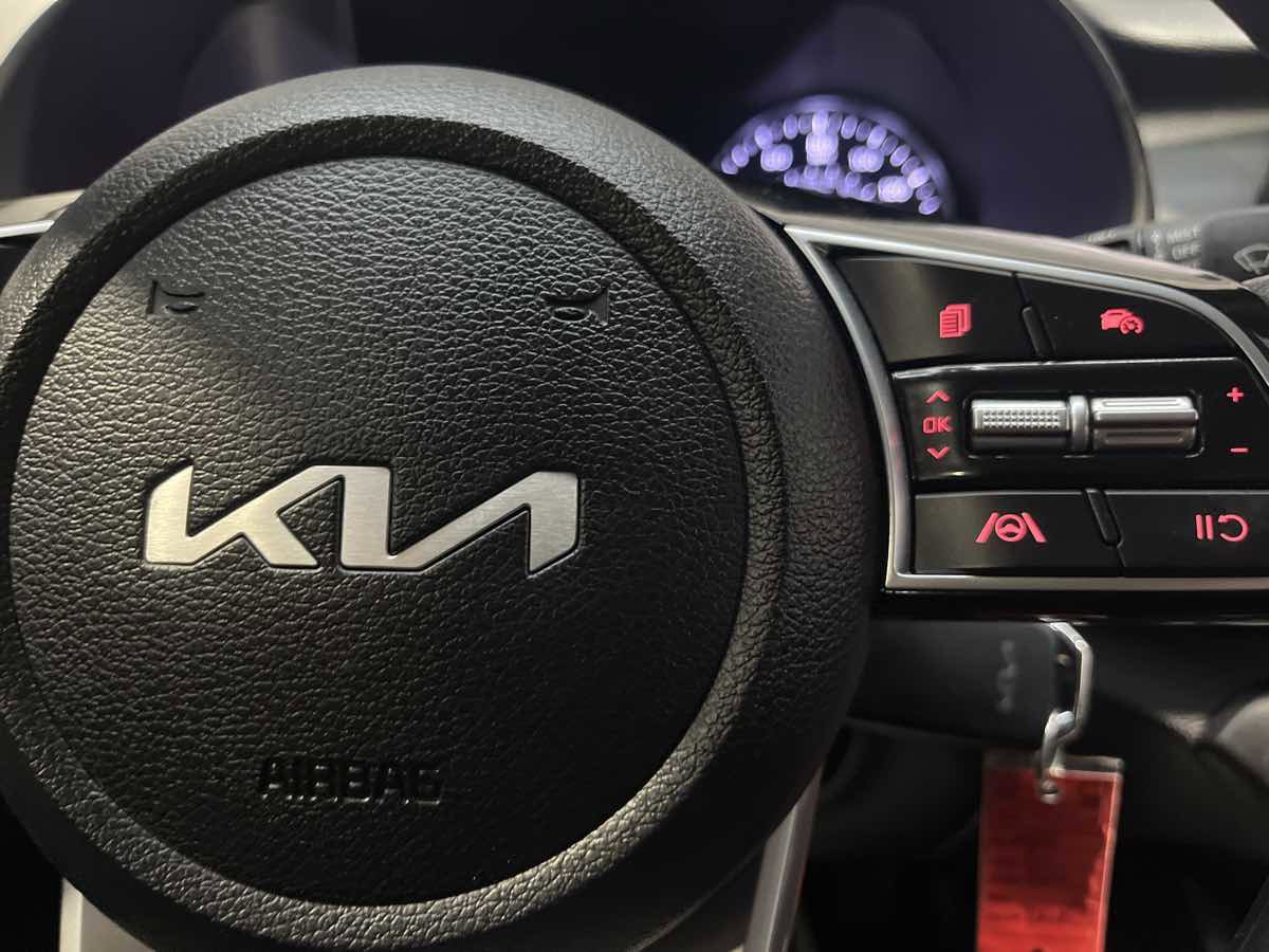 Used 2024 Kia Forte LXS image 11