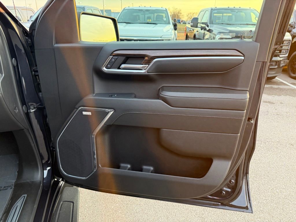 Used 2024 Chevrolet Silverado 1500 LT Trail Boss w/ LT Trail Boss Premium Package image 20