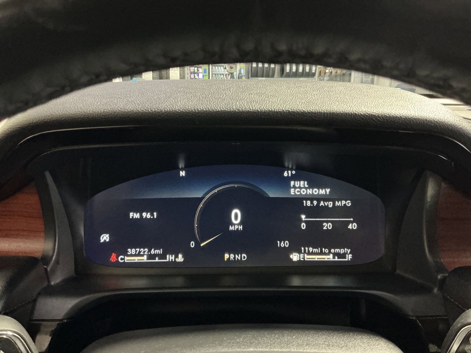 Used 2023 Lincoln Aviator Reserve image 25