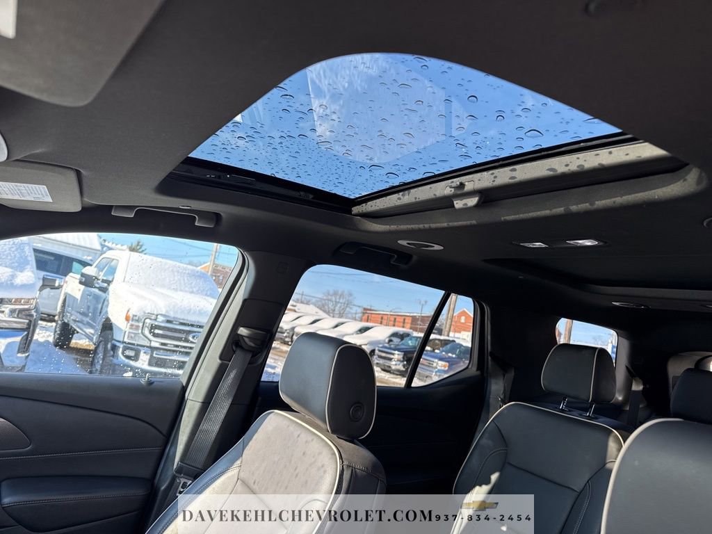Used 2023 Chevrolet Traverse Premier image 18