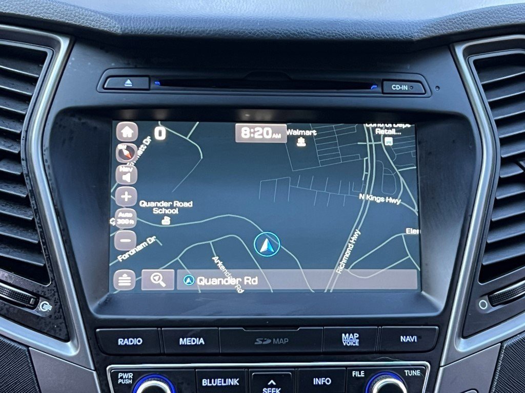 Used 2017 Hyundai Santa Fe Sport image 21