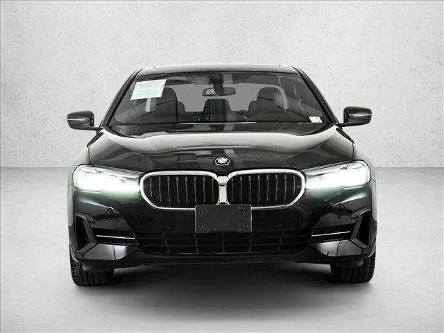 Used 2022 BMW 530i xDrive w/ Premium Package image 2