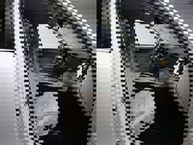 New 2025 Volvo XC90 B6 Plus w/ Protection Package Premier image 30