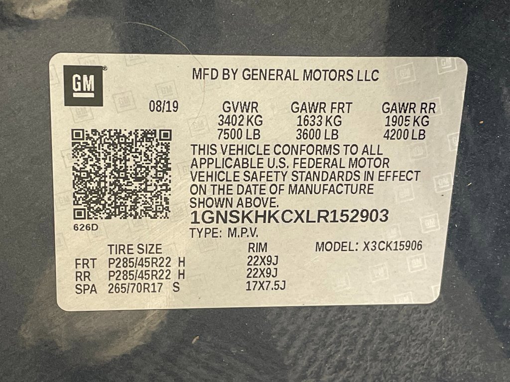 Used 2020 Chevrolet Suburban LT w/ RST Edition image 27