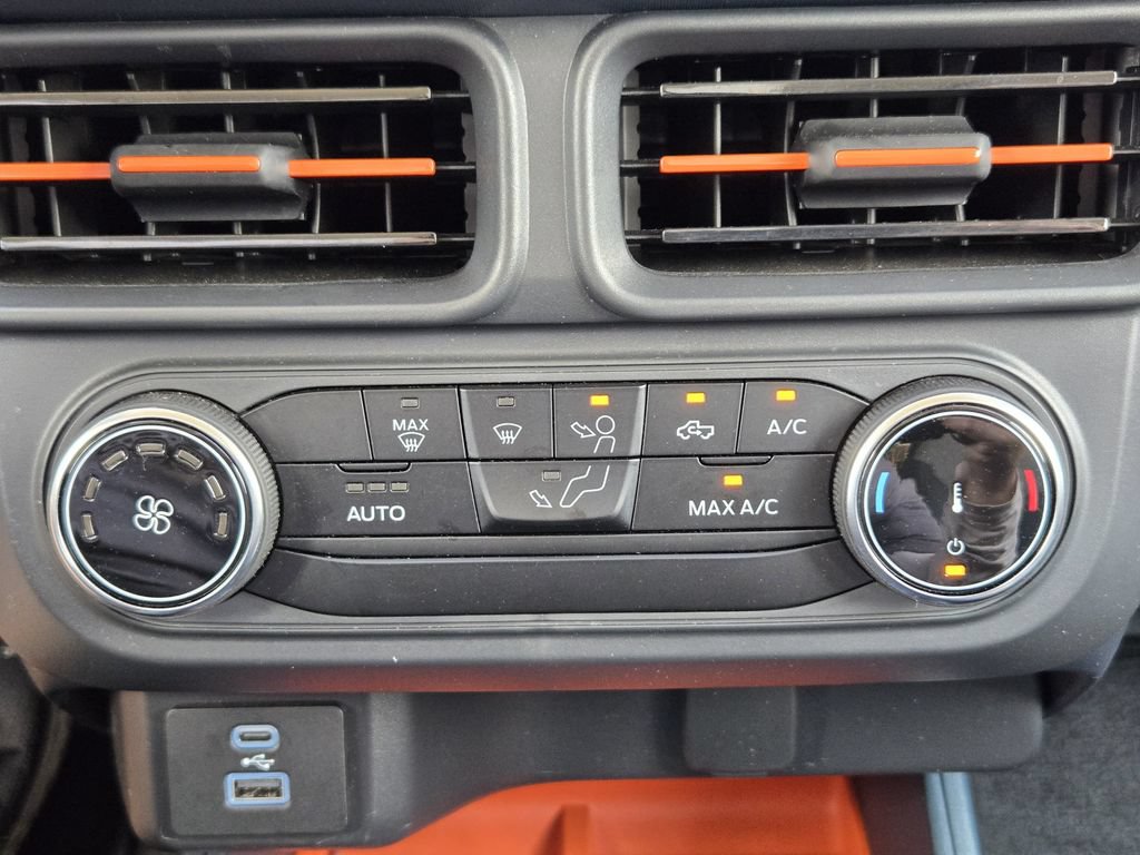 Used 2024 Ford Maverick XLT FWD image 17