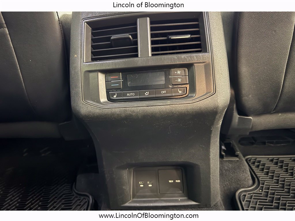 Used 2023 Volkswagen Atlas SEL Premium AWD/4WD image 10