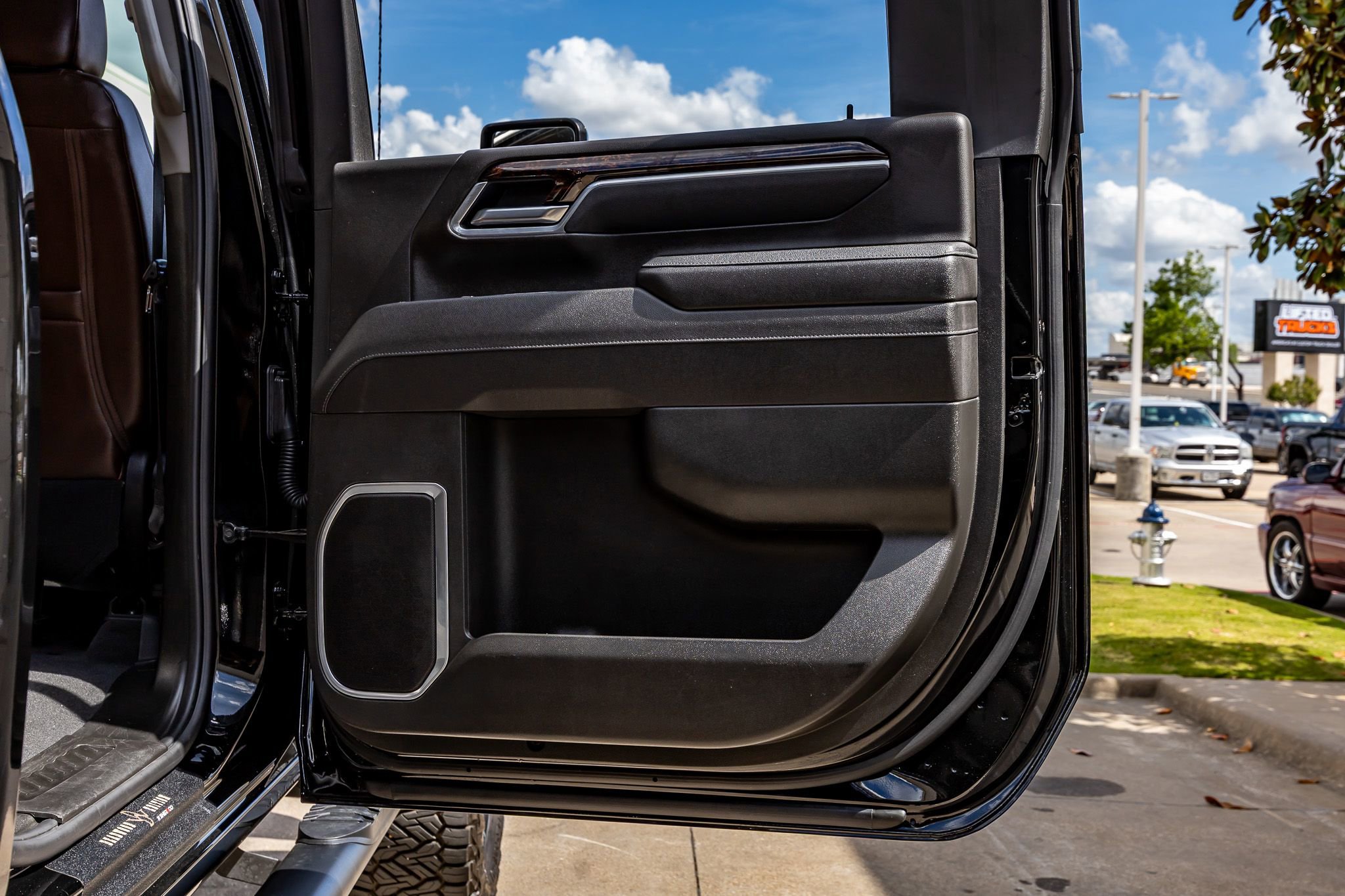 Used 2026 Chevrolet Silverado 2500 LT w/ Trail Boss Package image 38