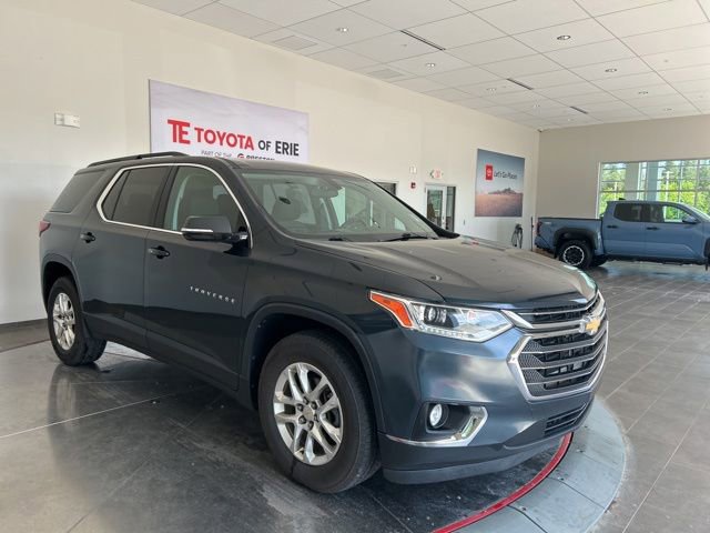 Used 2019 Chevrolet Traverse LT w/ LPO, Floor Liner Package AWD/4WD image 1
