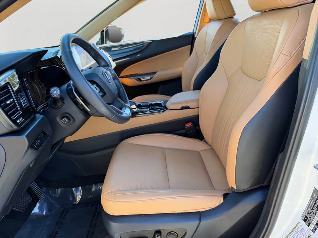 Certified 2025 Lexus NX 350 AWD w/ Accessory Package (2T) image 16