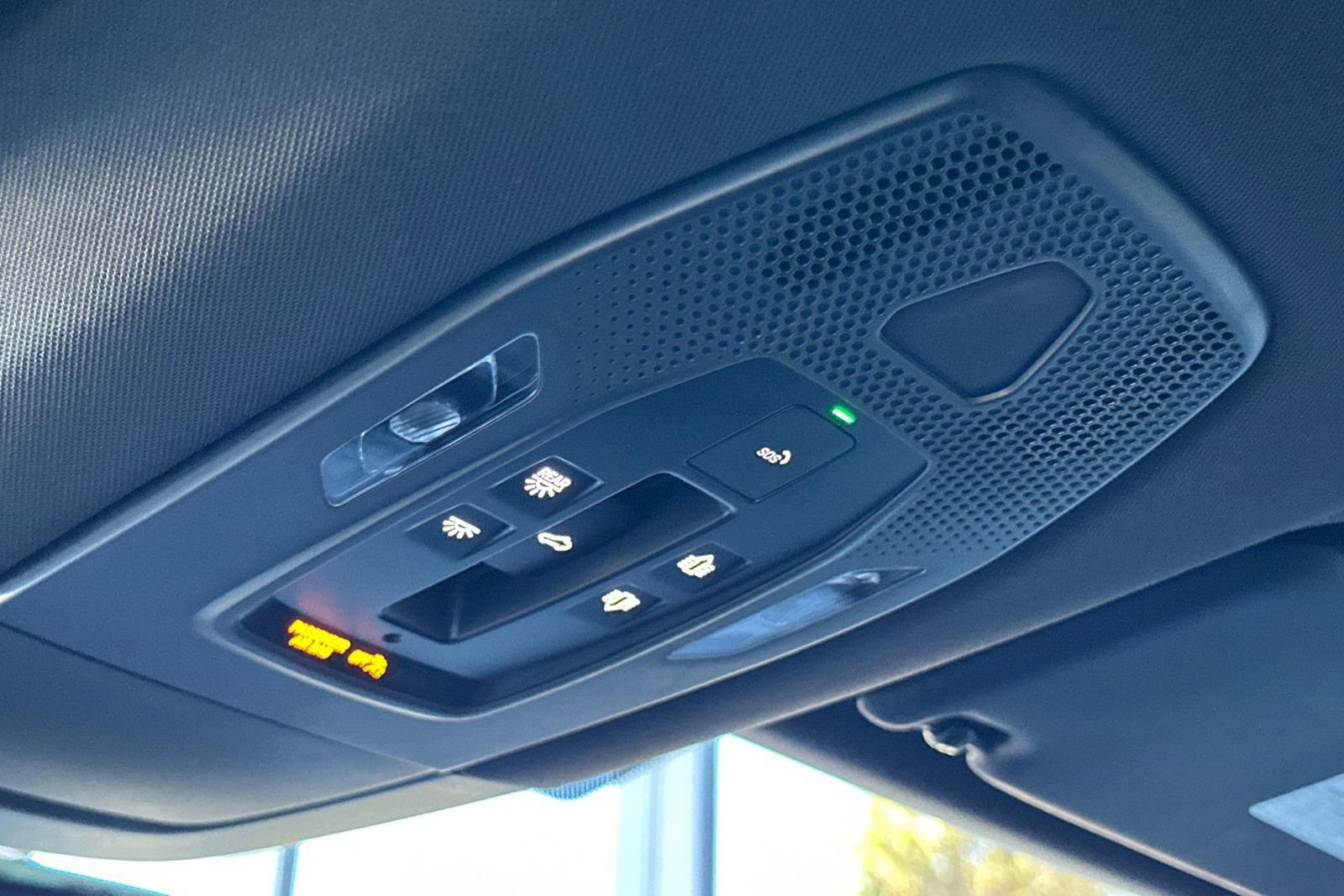 Certified 2025 Porsche Macan 4 Electric image 21