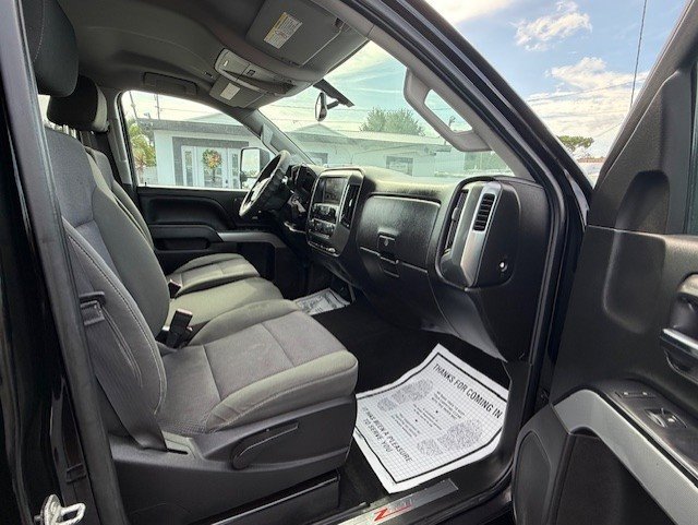 Used 2015 Chevrolet Silverado 2500 LT w/ LT Convenience Package image 16