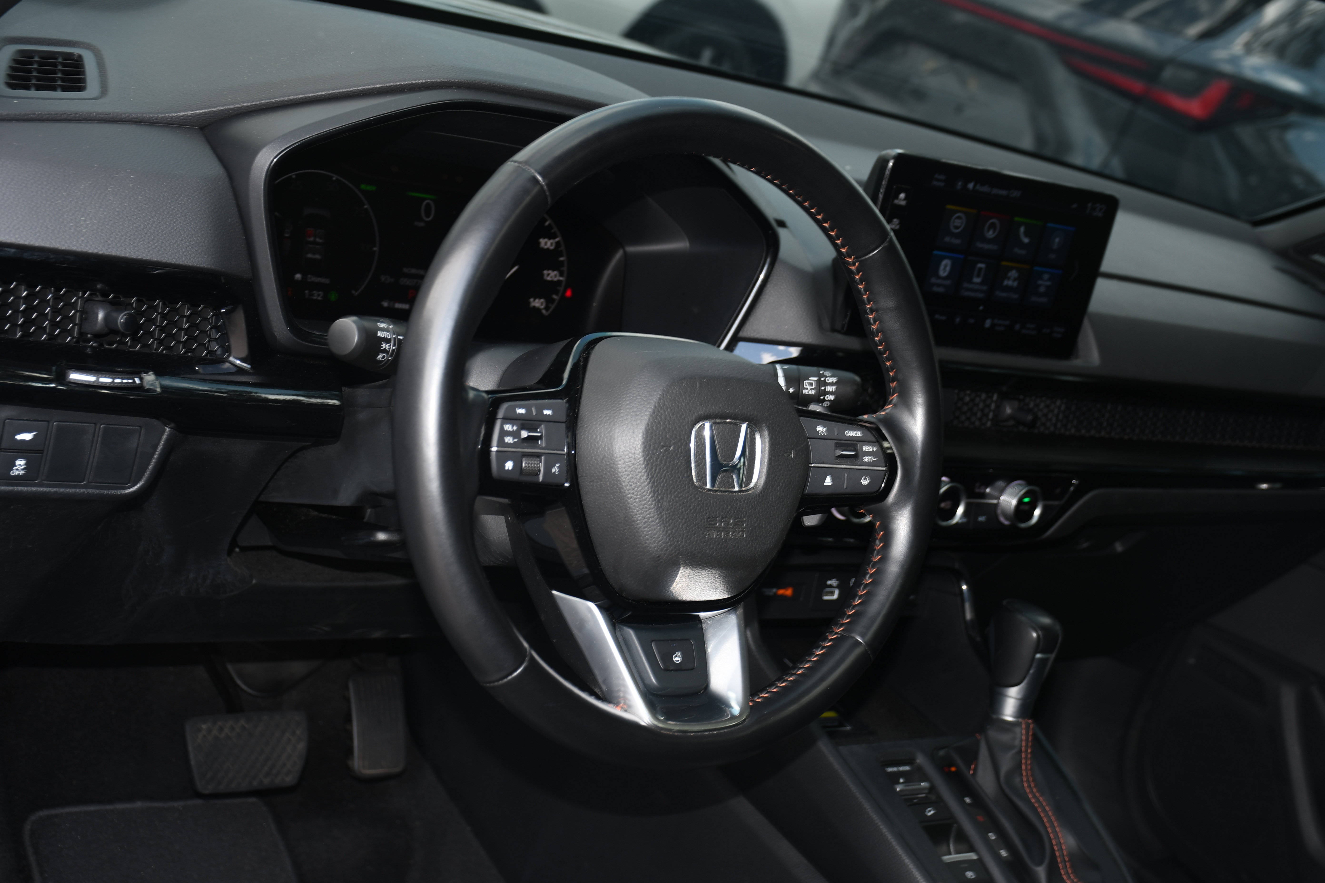 Used 2025 Honda CR-V Sport Touring image 9