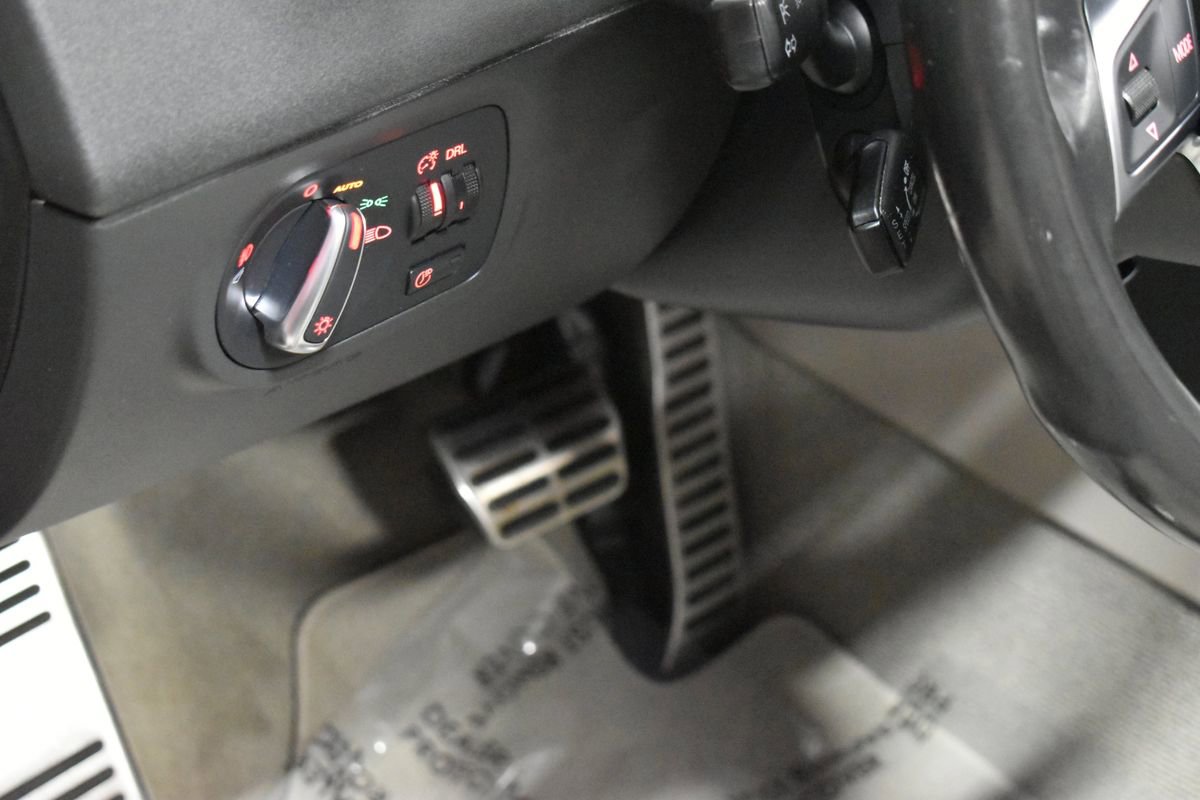 Used 2008 Audi TT 2.0T w/ Premium Pkg image 24