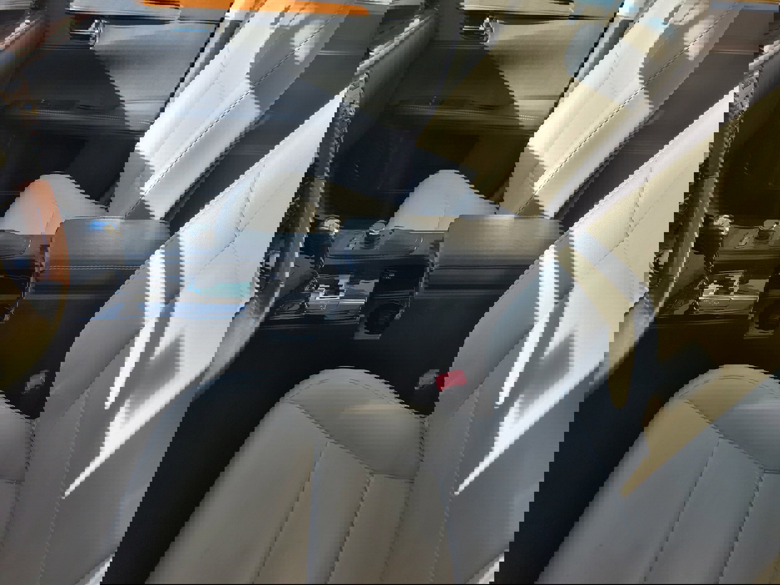 Used 2013 Lexus ES 300h image 7