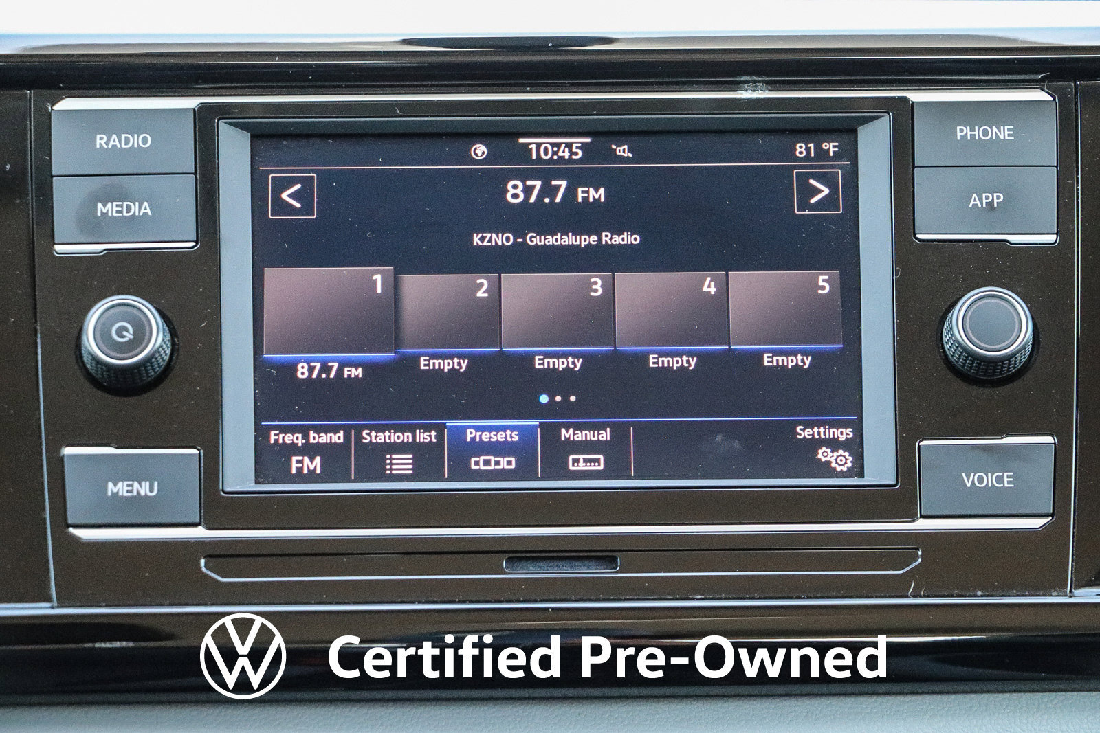 Certified 2023 Volkswagen Taos S FWD image 16