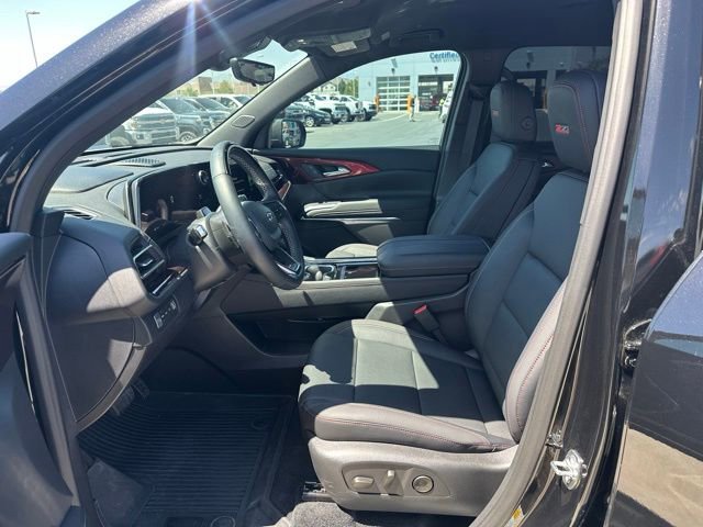 Used 2026 Chevrolet Traverse Z71 w/ Enhanced Driving Package AWD/4WD image 2