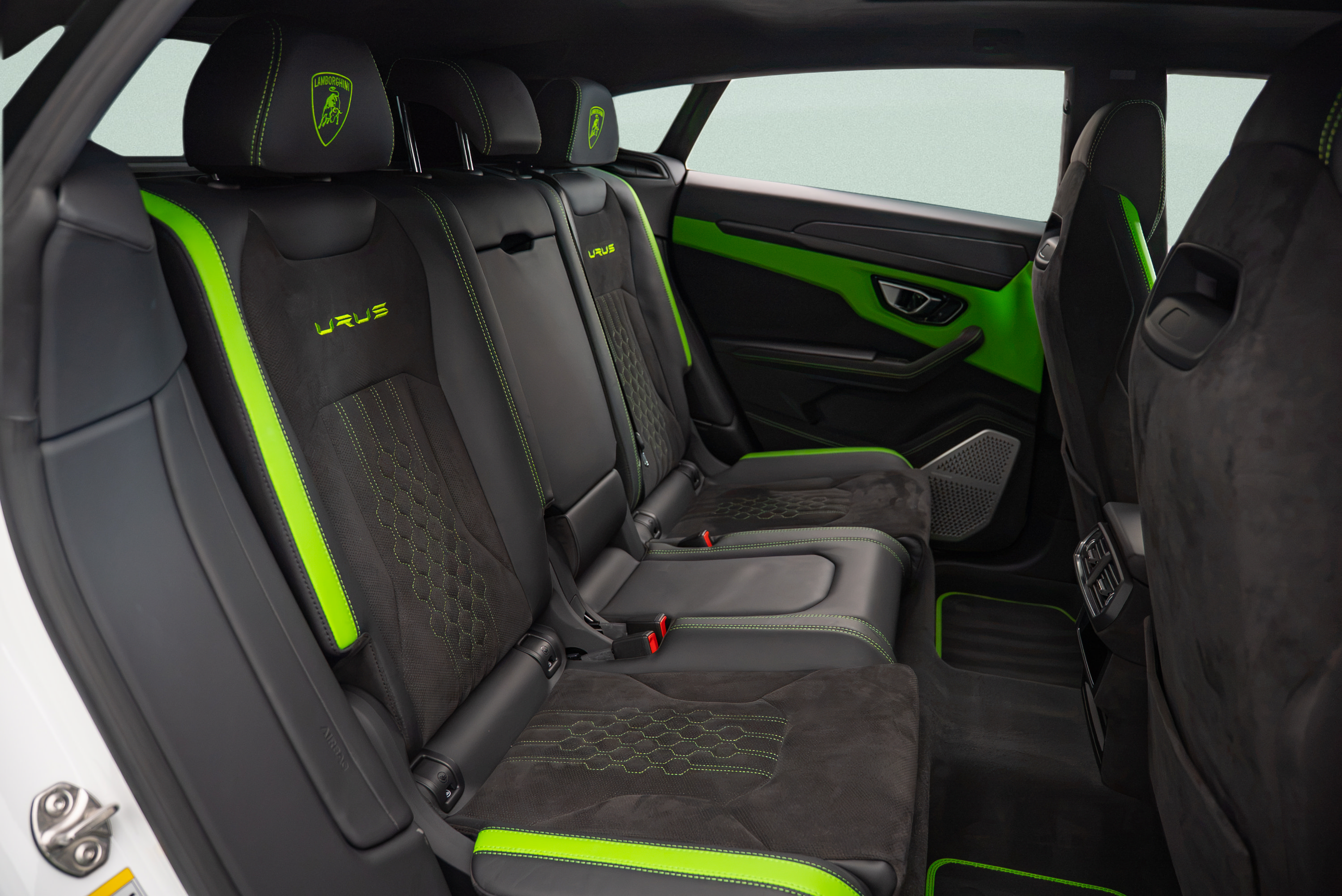Used 2023 Lamborghini Urus S AWD/4WD image 12