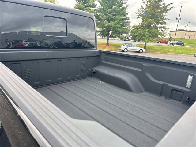 Used 2022 Jeep Gladiator Sport image 14