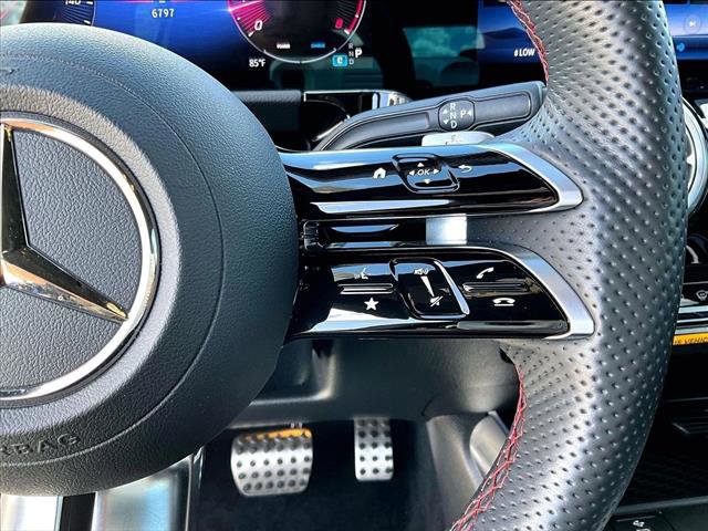 Used 2025 Mercedes-Benz GLA 250 image 21