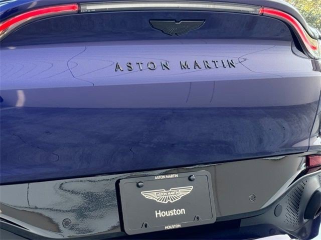 Used 2022 Aston Martin DBX image 12