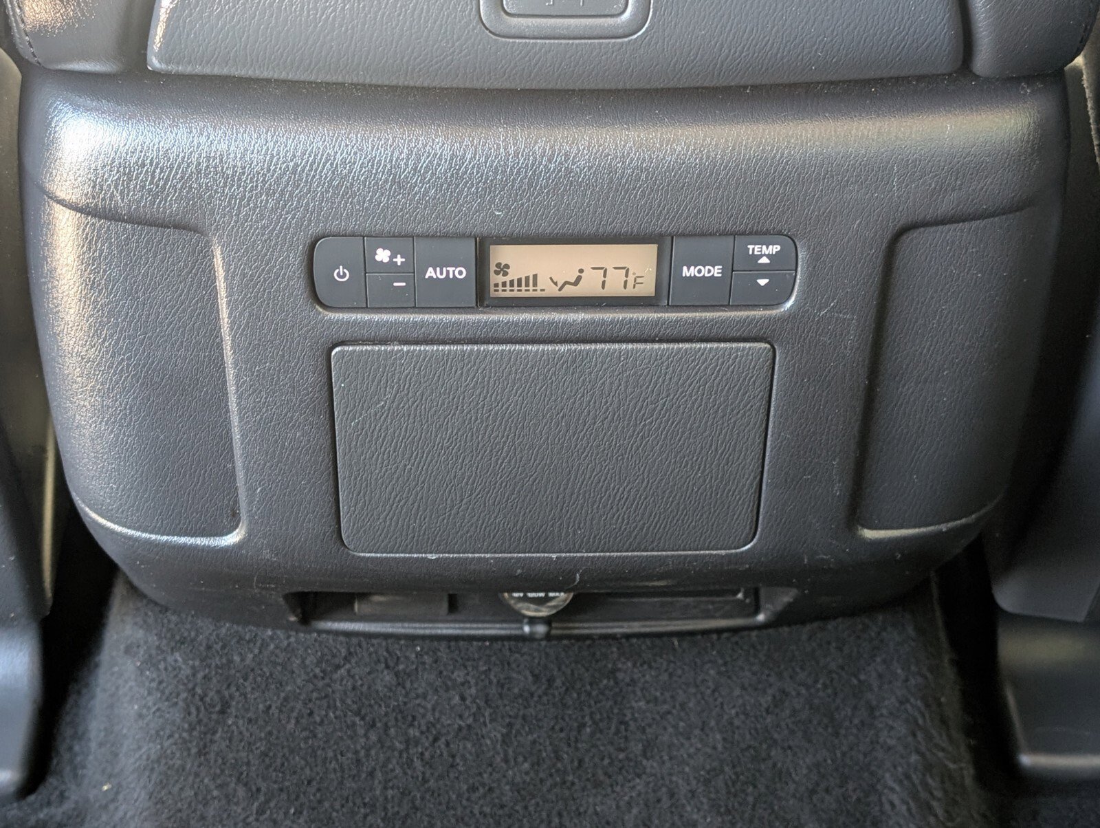 Certified 2024 Nissan Armada SV RWD image 14