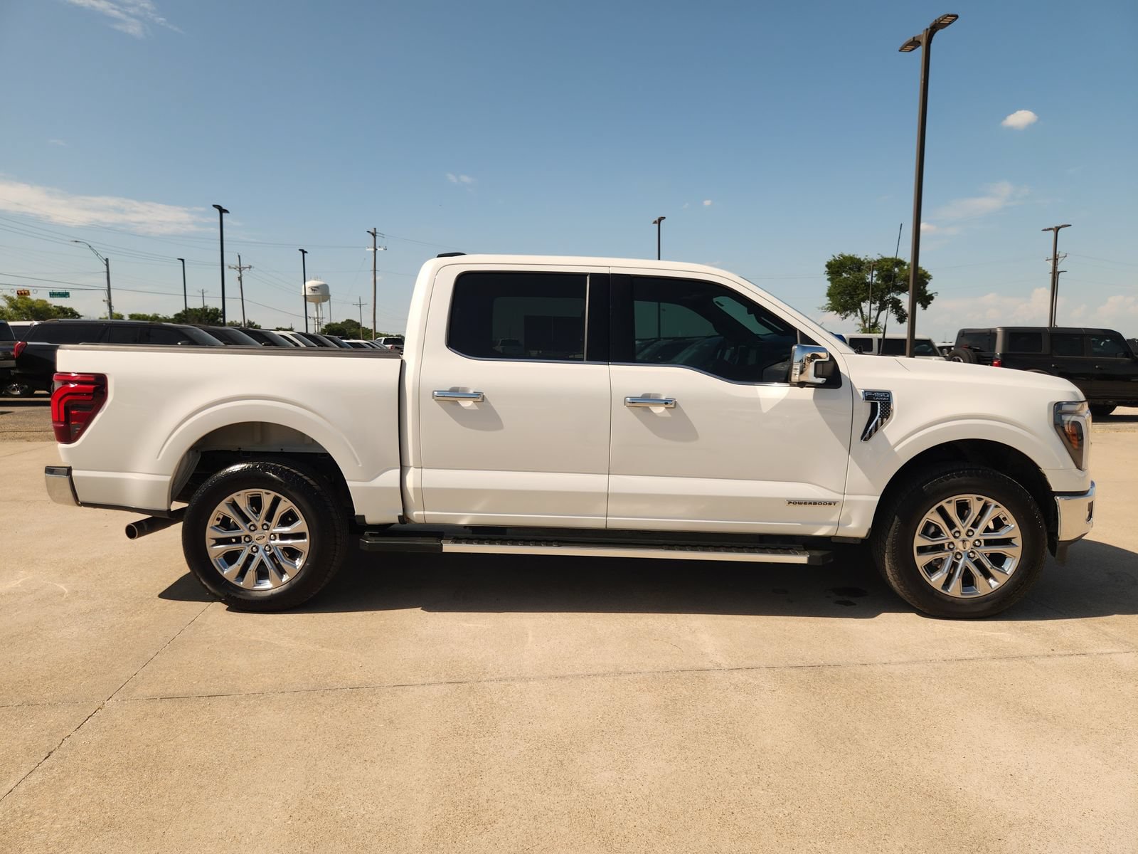 Used 2024 Ford F150 Lariat w/ Bed Utility Package AWD/4WD image 7