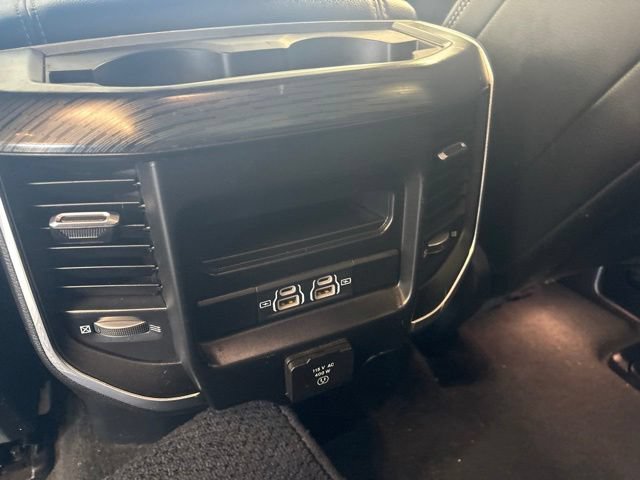 Used 2023 RAM 1500 Laramie AWD/4WD image 17
