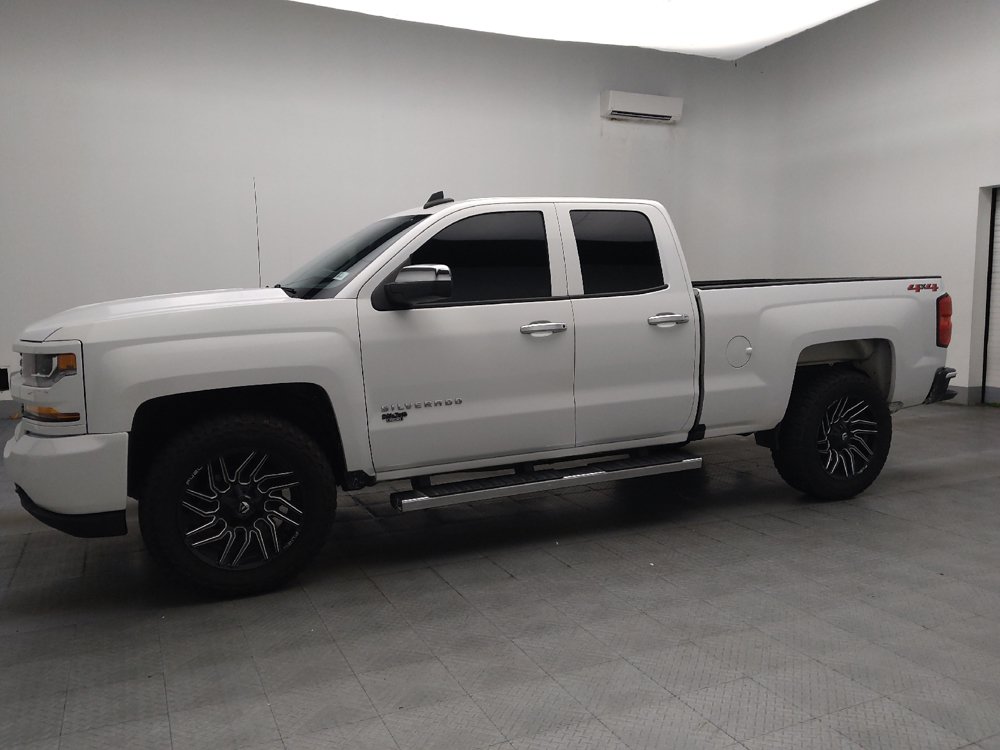 Used 2018 Chevrolet Silverado 1500 Custom w/ Custom Value Package AWD/4WD image 2