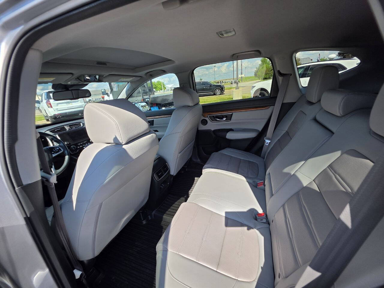 Used 2020 Honda CR-V Touring image 25