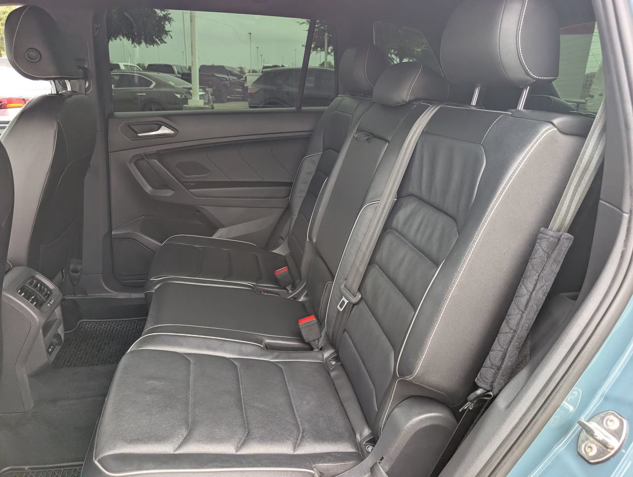 Used 2021 Volkswagen Tiguan SEL Premium R-Line w/ 3rd Row Seat Package AWD/4WD image 30
