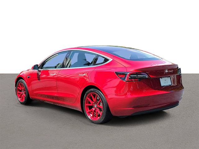 Used 2018 Tesla Model 3 Mid Range RWD image 4