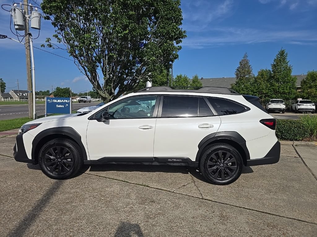 Used 2025 Subaru Outback Onyx Edition AWD/4WD image 22