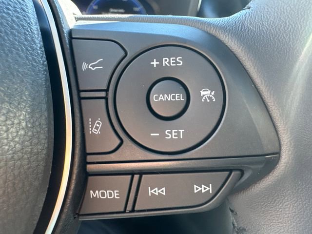 New 2025 Toyota RAV4 Limited image 30