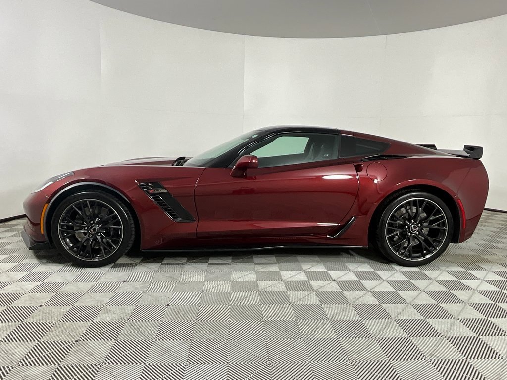 Used 2016 Chevrolet Corvette Z06 w/ 2LZ Preferred Equipment Group image 2