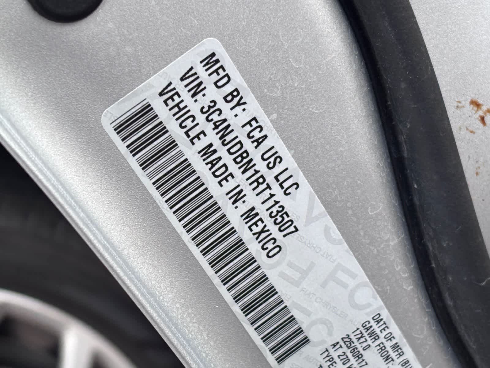 Used 2024 Jeep Compass Latitude AWD/4WD image 20